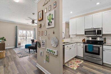 2245 Riverside Dr #208_MLS_6