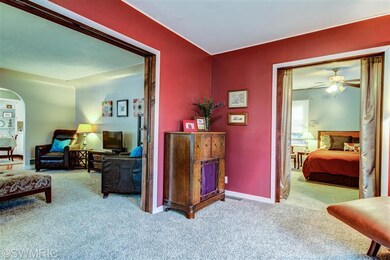 911 N Hudson St SE, Lowell, MI 49331 - photo 6