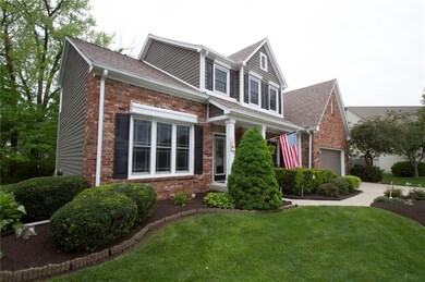 Great Curb Appeal ... well kept yard.