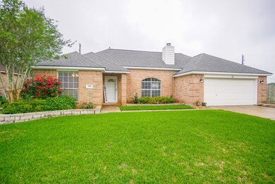 9202 Stephen St, Needville, TX 77461 - photo 2
