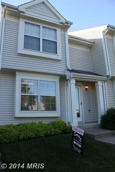 21755 Marigold Cir, Sterling, VA 20164 - photo 2