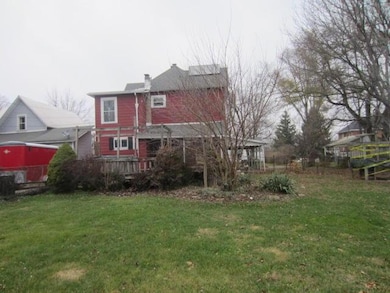 221 W 8th St, Marysville, OH 43040 - photo 3