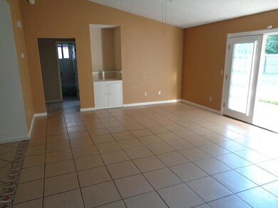 8463 Capricorn St, Jacksonville, FL 32216 - photo 4
