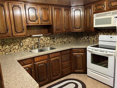 2560 Park View Rd, Slatington, PA 18080 - photo 7