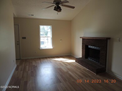 121 Creekview Dr, Jacksonville, NC 28540 - photo 4