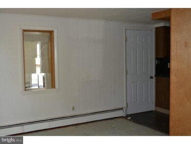 4210 Chestnut Hill Rd, Center Valley, PA 18034 - photo 7