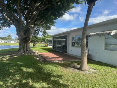 5195 Nicholas Dr, West Palm Beach, FL 33417 - photo 5