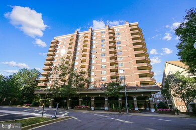 The Williamsburg unit 1123, Arlington, VA 22201 - photo 2