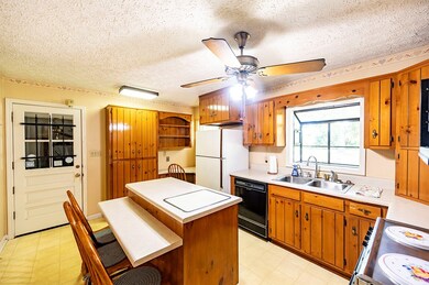 502 Pine Bluff Rd, Albany, GA 31705 - photo 5