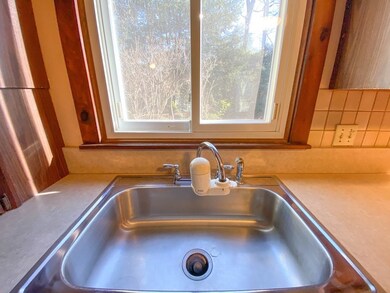 53 Hannum Brook Dr, Easthampton, MA 01027 - photo 6