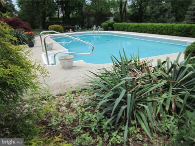 391 Church Rd unit 106, Norristown, PA 19403 - photo 3