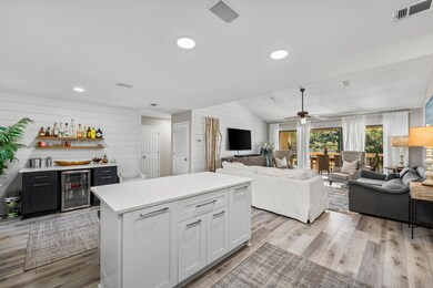 316 N Driftwood Bay 45D-3