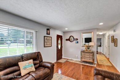 221 Dogwood Dr, Mount Washington, KY 40047 - photo 6