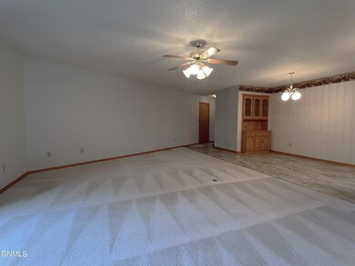 2636 Garteway Avenue 304