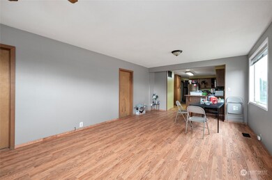 147 Garfield St, Sumas, WA 98295 - photo 6