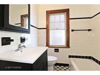 217 N Larch Ave unit A, Elmhurst, IL 60126 - photo 6