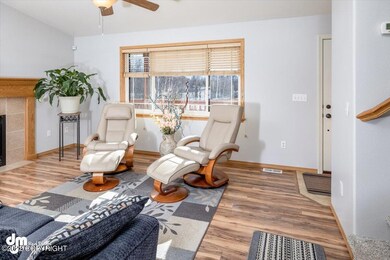 03-Living Room_DMD_6254-Edit