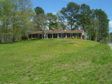 315 Kay Dr NE, Dalton, GA 30721 - photo 2