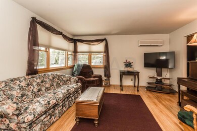 1401 N Front St Crookston MN-large-003-3