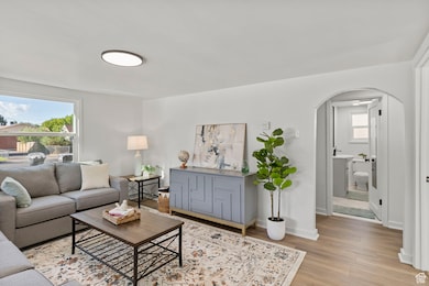 590 S 900 W, Provo, UT 84601 - photo 2