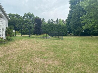 7890 N Meadow Ln, Walkerton, IN 46574 - photo 4