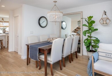 Dining Area__1038