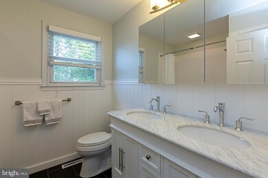 1192 Dickerson Rd, North Wales, PA 19454 - photo 4