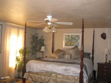 567 Earhart Rd, Rogue River, OR 97537 - photo 6