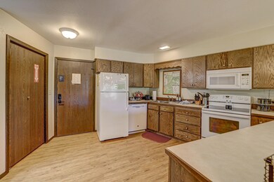 7-Southview Condos 8a, Brian Head