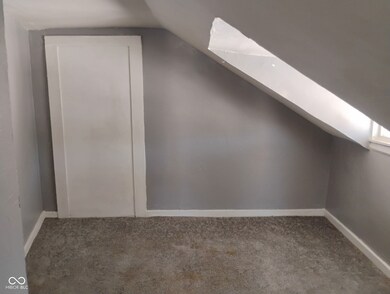 316 E Franklin St unit 2, Shelbyville, IN 46176 - photo 4