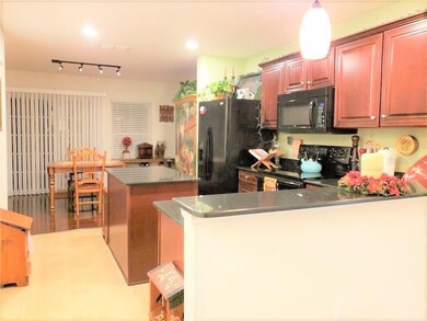 Kitchen Dining Area