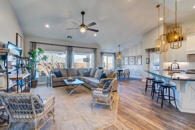 3177 Crimson Ridge Dr -013