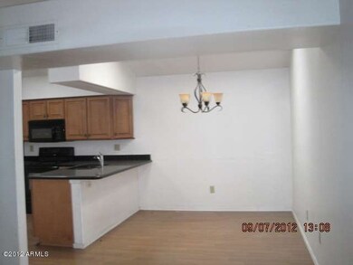 kitchen eating area