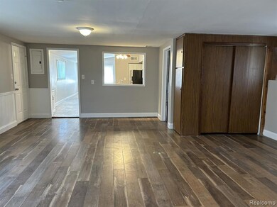 1333 E George Ave, Hazel Park, MI 48030 - photo 6