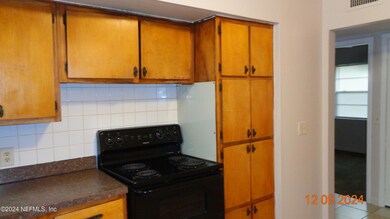 5131 Redstone Dr, Jacksonville, FL 32210 - photo 7