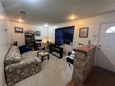 4927 Camelot Dr, New Orleans, LA 70127 - photo 3