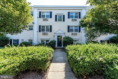 2305 Farrington Ave unit 102, Alexandria, VA 22303 - photo 2