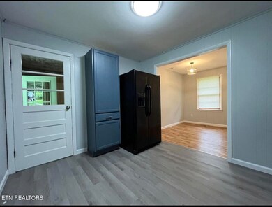 3009 Cox Ln unit A, Knoxville, TN 37914 - photo 6