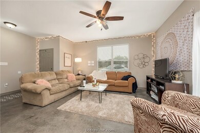 1014 Foster Ave unit A&B, College Station, TX 77840 - photo 6