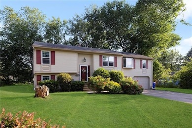 43 Noxon St, West Warwick, RI 02893 - photo 2