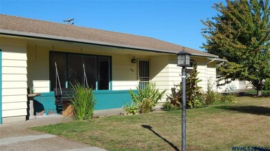 1318 NE Sherman St, Albany, OR 97321 - photo 6