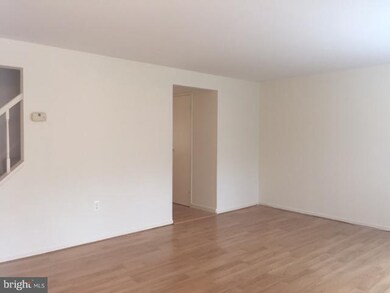 14402 Pebble Hill Ln, North Potomac, MD 20878 - photo 3