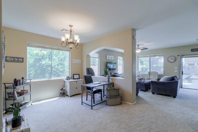 Living (2)-SMALL