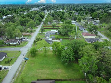 9205 Spaulding St, Houston, TX 77016 - photo 2