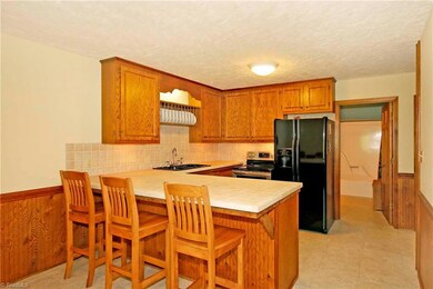 761 Bowles Farm Rd, Statesville, NC 28625 - photo 4