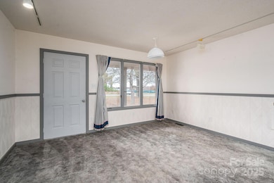 1894 N Carolina 73, Iron Station, NC 28080 - photo 6