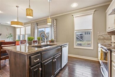 1521 SW 44th St, Lees Summit, MO 64082 - photo 7