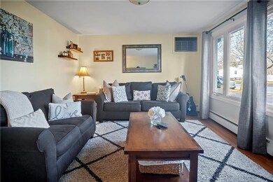 4 Wild Berry Dr, Cranston, RI 02920 - photo 2