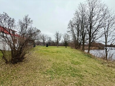 2 Covington St, Fort Covington, NY 12937 - photo 2