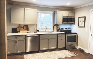 919 Smith St, Shelbyville, TN 37160 - photo 3